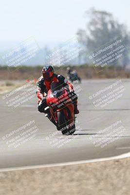 media/Sep-20-2025-TrackDaz (Sat) [[27f0cde673]]/B Group/220pm (Turn 9)/